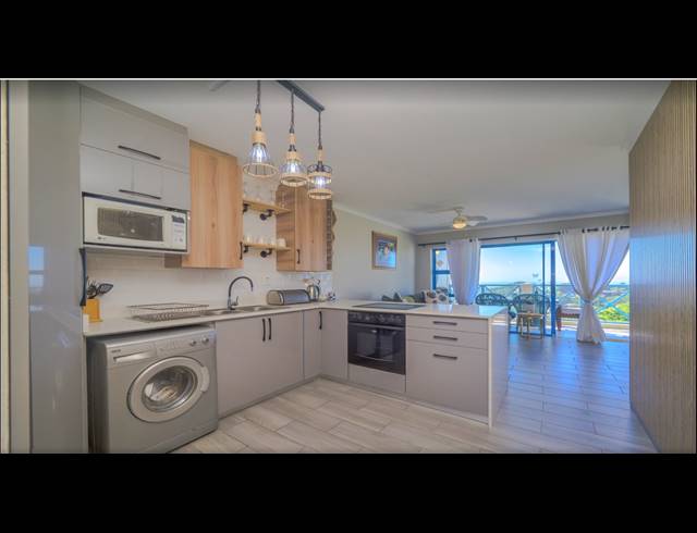 2 BEDROOM APARTMENT TO LET IN BALLITO CENTRAL